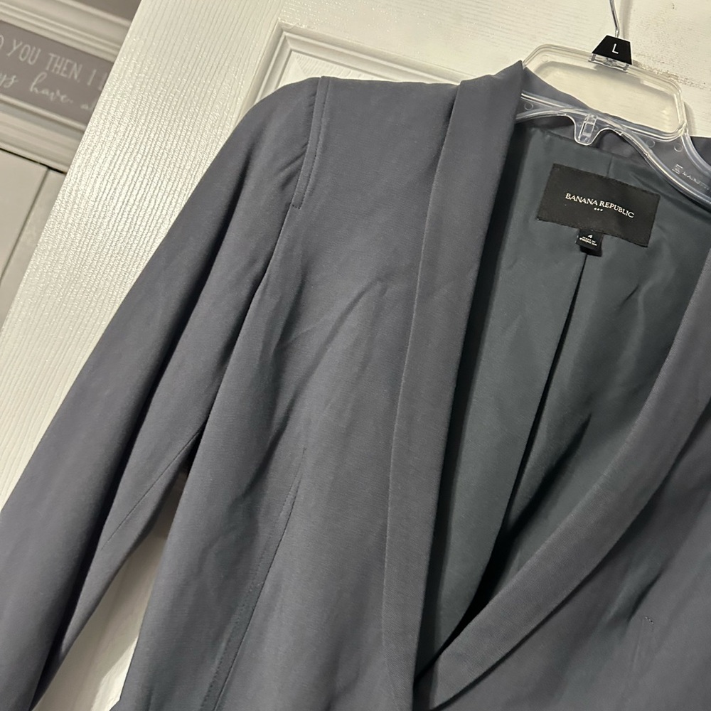 Banana Republic Single Button Belted Front Blazer - Picture 5 of 15